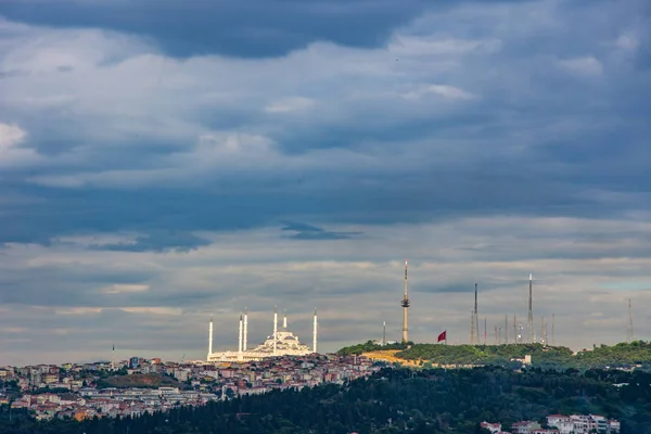 View New Largest Mosque Turkey Located Camlica Hill — Stock Photo, Image