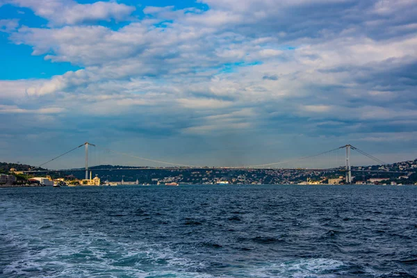 Hermoso Puente Del Bósforo Ciudad Estambul Turquía — Foto de Stock