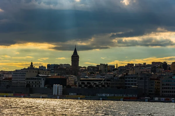 Der Sonnenuntergang Über Dem Galata Turm Karakoy Teil Der Stadt — Stockfoto