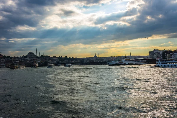 Das Meer Und Die Landschaft Der Stadt Istanbul Während Des — Stockfoto