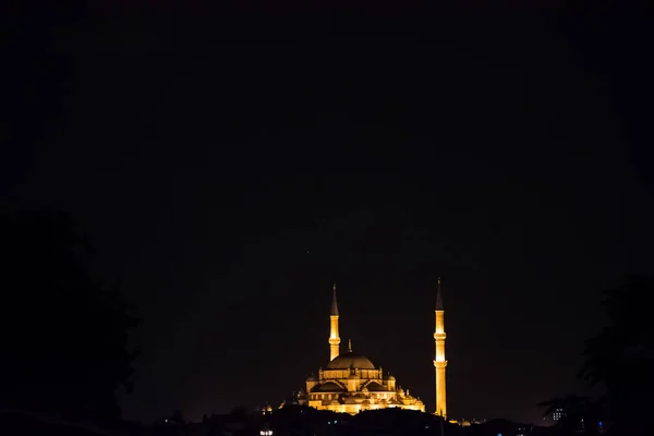 Όμορφο Φωτισμό Τζαμί Σουλεϊμάνιγιε Στο Χρόνο Νύχτας — Φωτογραφία Αρχείου