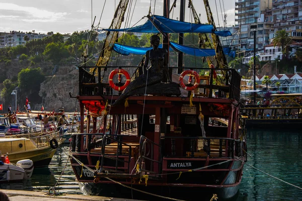 Barco Marina Ciudad Antalya Turquía Mayo 2018 — Foto de Stock