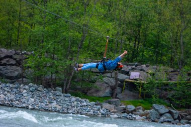 Kız zevk zip hat üzerinde bu nehir firtina 