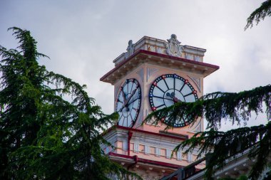 Batum kentinde Saat Kulesi 
