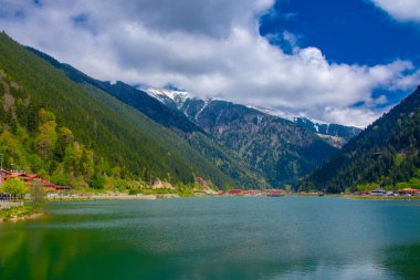 Trabzon kentinde Uzungöl 'in muhteşem manzarası, 22 Nisan 2018 