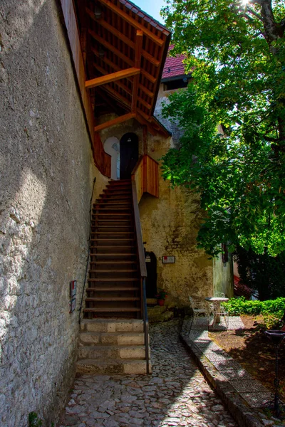 Escaleras en el Castillo de Bled en Eslovenia — Foto de Stock