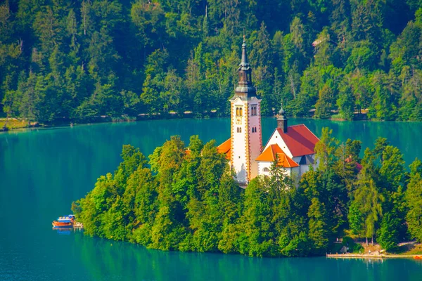 Church on the Lake Bled in Slovenia — Stock Photo, Image
