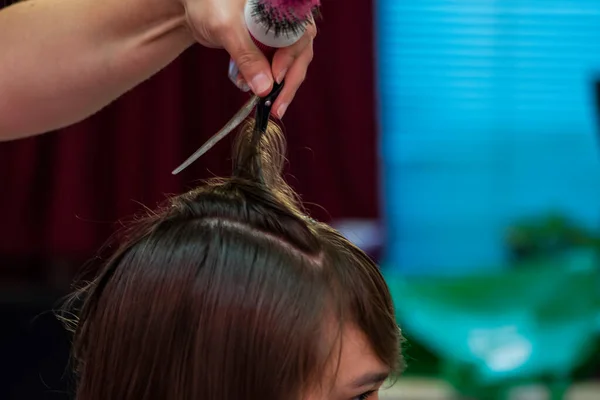 Beautiful Teen Girl Hairdresser Blow Drying Her Hair Cutting — Stock Photo, Image