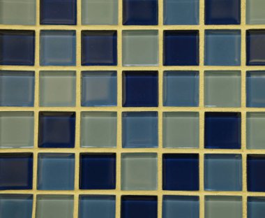 İnce seramik karoların dokusu kapanıyor