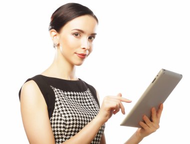  PC mutlu izole dijital tablet bilgisayar kullanan iş kadın 