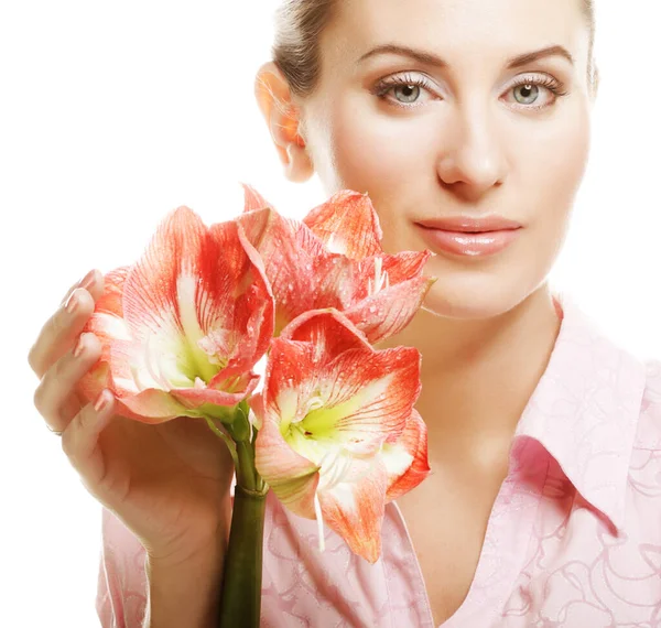 Mulher bonita com flores — Fotografia de Stock