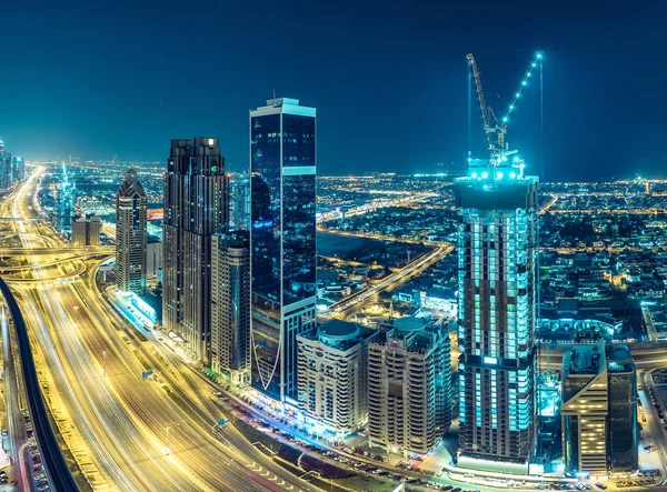 Dubais Innenstadt Der Nacht Malerische Luftaufnahme Von Autobahnen Und Wolkenkratzern — Stockfoto