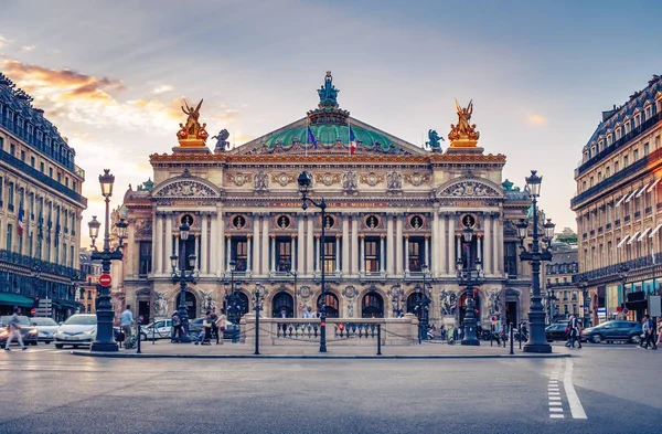 Franska Operan Paris Frankrike Naturskön Skyline Mot Sunset Sky Rese Stockfoto