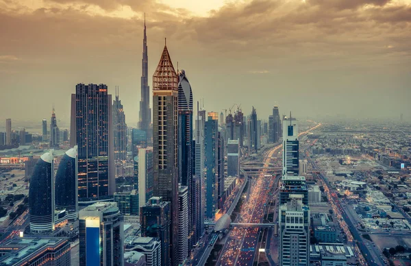 Rascacielos Autopistas Del Centro Dubai Emiratos Árabes Unidos Atardecer Colorido — Foto de Stock