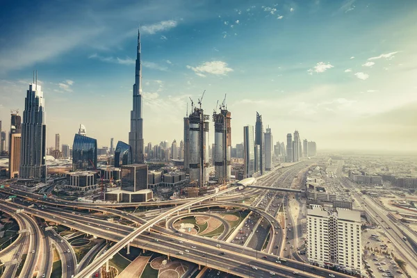 Vista Aérea Sobre Gran Intercambio Carreteras Rascacielos Dubai Emiratos Árabes — Foto de Stock