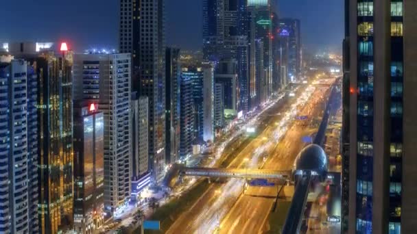 Spektakularny Nocny Panoramę Dubaju Zea Widok Góry Wieżowców Biznesowych Autostrady — Wideo stockowe