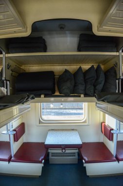 Moskova ile Rus Vladivostok içinde biten Uzakdoğu, bağlanma Trans-Sibirya tren iç