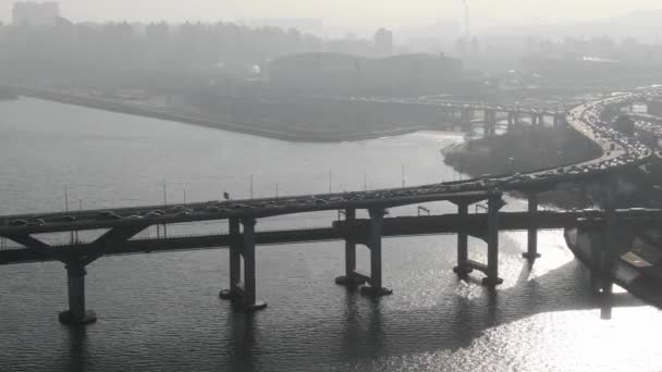 Vedere aeriană a orașului Seul, Coreea de Sud. Drone View of Seul cu râu, oraș și munte. Seul în centrul orașului orizont, vedere aeriană la Seul — Videoclip de stoc