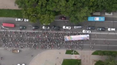 KHABAROVSK, RUSSIA - 25 Temmuz 2020: Furgal Sergey Ivanovich. Khabarovsk bölgesinin valisini desteklemek için grev. Yukarıdan görünüm