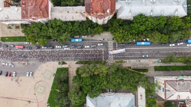 KHABAROVSK, RUSSIA - 25 Temmuz 2020: Furgal Sergey Ivanovich. Khabarovsk bölgesinin valisini desteklemek için grev. tepeden görünüm