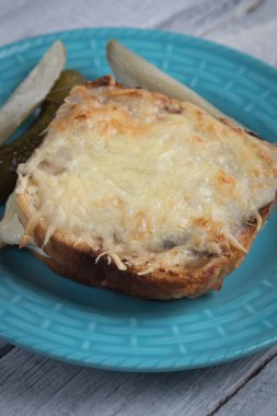 Fransız croque monsieur sandviç