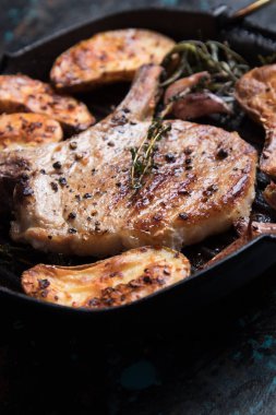 Mükemmel domuz fileto pirzola biftek