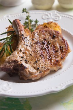 Mükemmel domuz fileto pirzola biftek