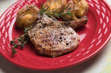 Mükemmel domuz fileto pirzola biftek