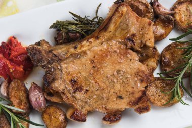 Mükemmel domuz fileto pirzola biftek