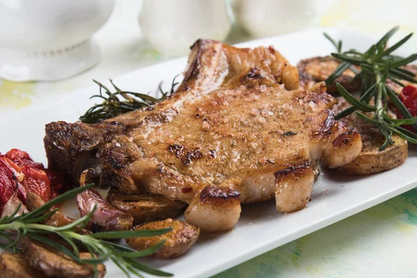 Perfekte Schweinelende Kotelett Steak — Stockfoto
