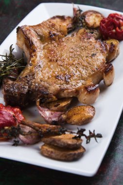 Mükemmel domuz fileto pirzola biftek