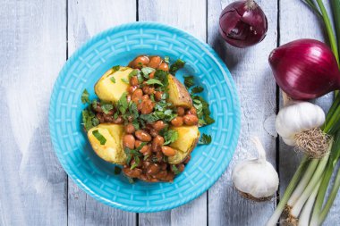 Ceket patates ile refried beand