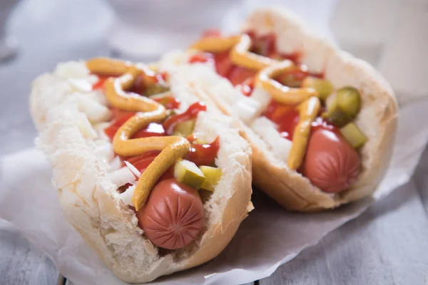 Klassieke American hot dog — Stockfoto