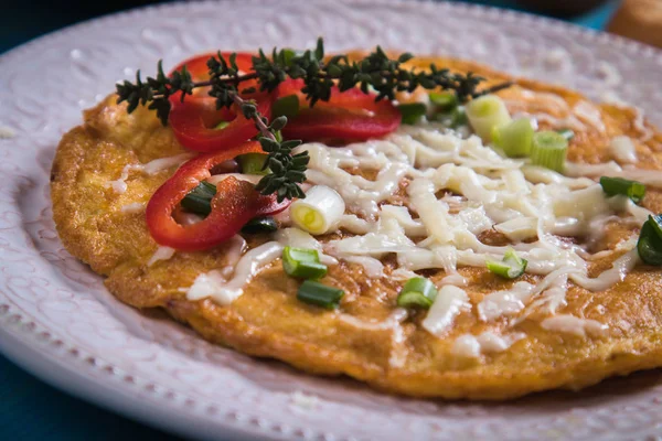 Omelette Oeufs Poulet Frits Aux Légumes Frais — Photo