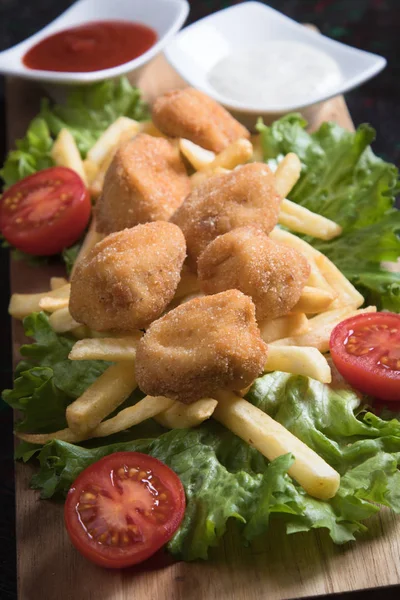 Nuggets z kurczaka smażone — Zdjęcie stockowe