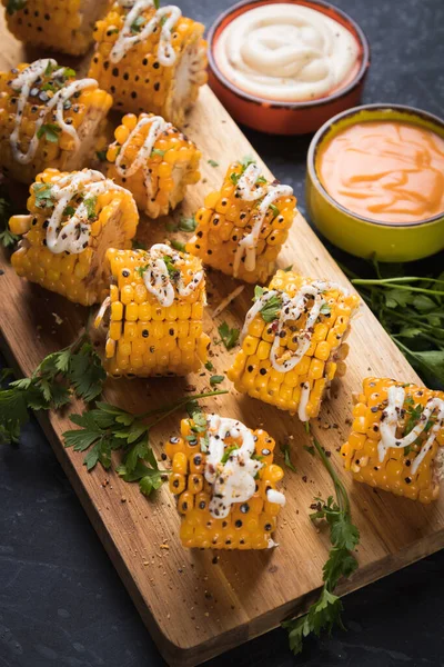 Sweet Corn Slices Grilled Spiced Healthy Party Food Alternative — Stock Photo, Image