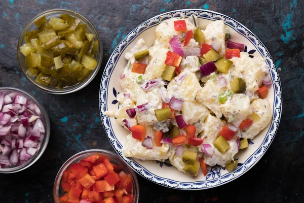 Insalata Patate Con Sottaceti Cipolla Salsa Maionese — Foto Stock