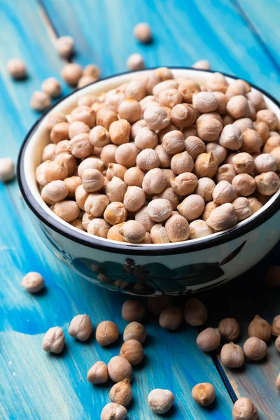 Grão Bico Seco Feijão Garbanzo Tigela Cerâmica Ingrediente Alimentar Saudável — Fotografia de Stock