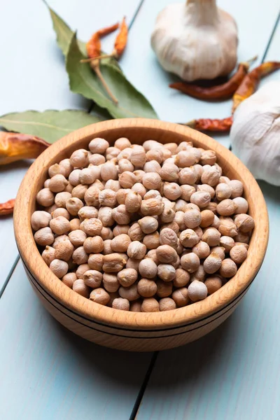 Grão Bico Seco Feijão Garbanzo Tigela Cerâmica Ingrediente Alimentar Saudável — Fotografia de Stock