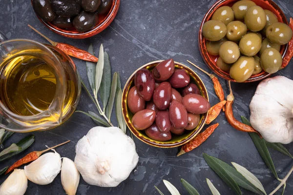腌制橄榄 可供食用 可用于烹饪的健康食品 — 图库照片
