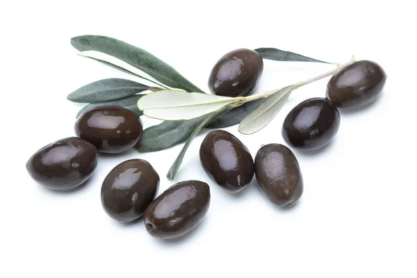 白色背景的黑色腌制橄榄 — 图库照片