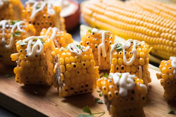 Sweet Corn Slices Grilled Spiced Healthy Party Food Alternative — Stock Photo, Image