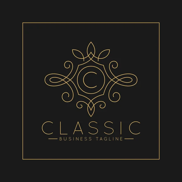 Lujoso logotipo de la letra C con estilo clásico ornamento de arte de línea — Foto de Stock