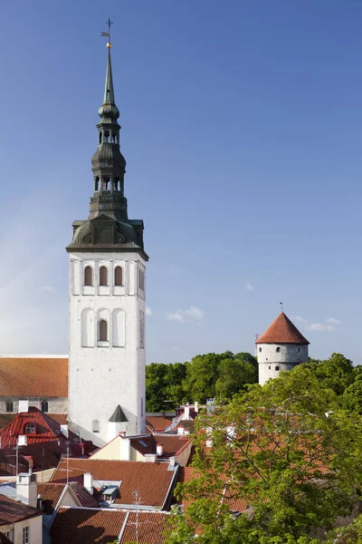 Letecký Pohled Pozorovací Palubě Starých Městských Střech Kostel Svatého Mikuláše — Stock fotografie