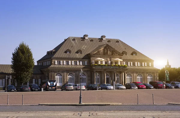 Dresden Duitsland September 2014 Cafe Weg Het Oude Gebouw — Stockfoto