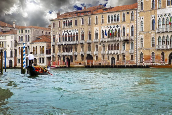 Италия Венеция Большой Канал Гондолой — стоковое фото