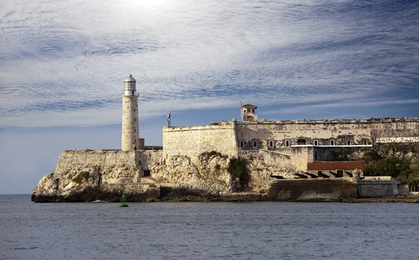 Faro Castillo Morro Fortaleza Custodiando Entrada Bahía Habana Símbolo Habana — Foto de Stock