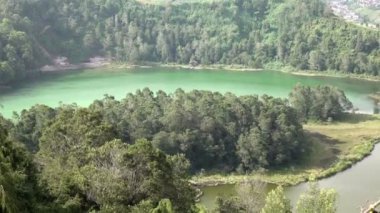 Java, Endonezya. Telaga Warna-renk volkanik göller Yaylası Diyeng üzerinde