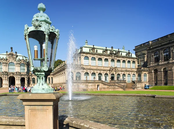 Palacio Zwinger Siglo Xviii Famoso Edificio Histórico Dresde — Foto de Stock