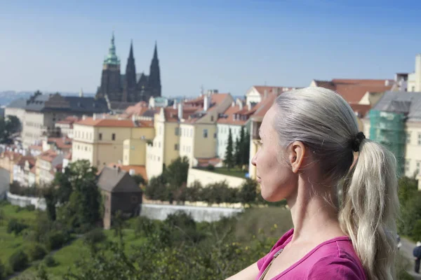 Woman Tourist Beautiful Background Old City Prague — Stock Photo, Image